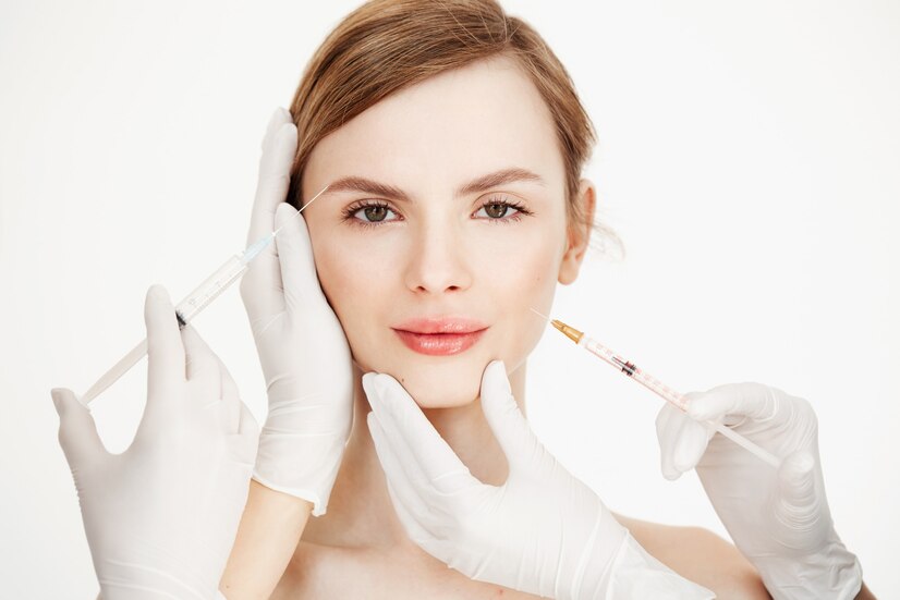 cosmetologists-hands-making-medical-botox-injections-beautiful-blonde-skin-lifting-facial-treatment-beauty-spa_176420-9347